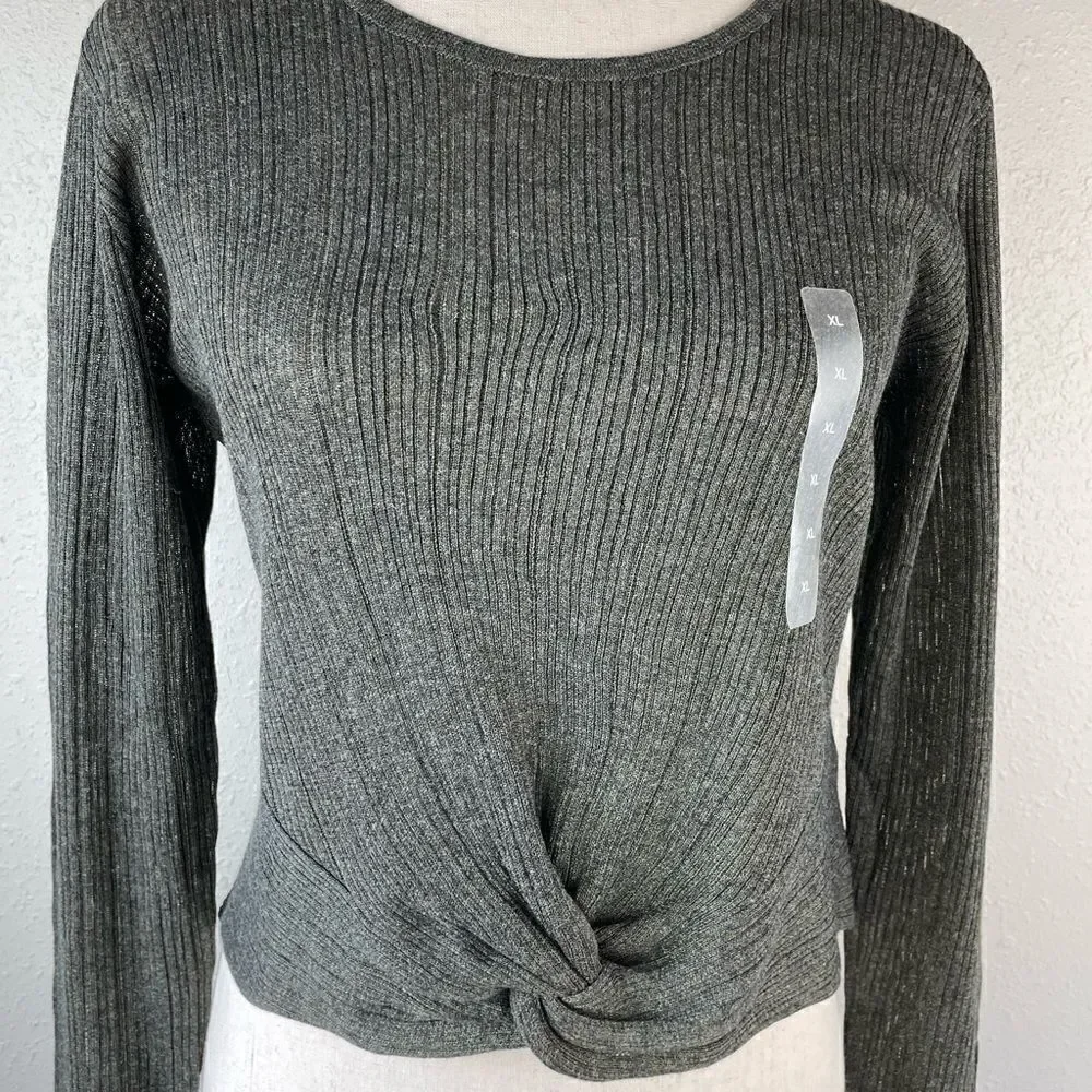 NWT Guess Cropped Sweater Top Size XL